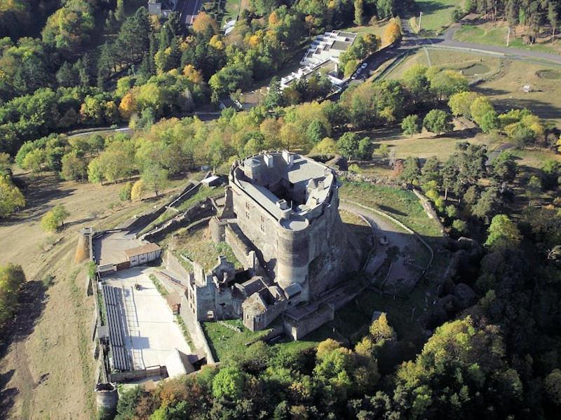 Studio Au Coeur Des Volcans D Auvergne - مورول المظهر الخارجي الصورة